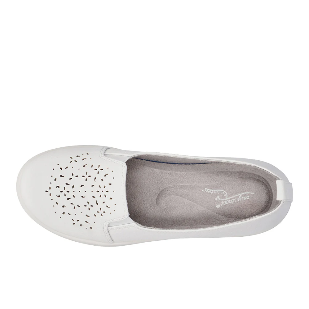 Arturn Cut Out Slip On Flats - Image 4