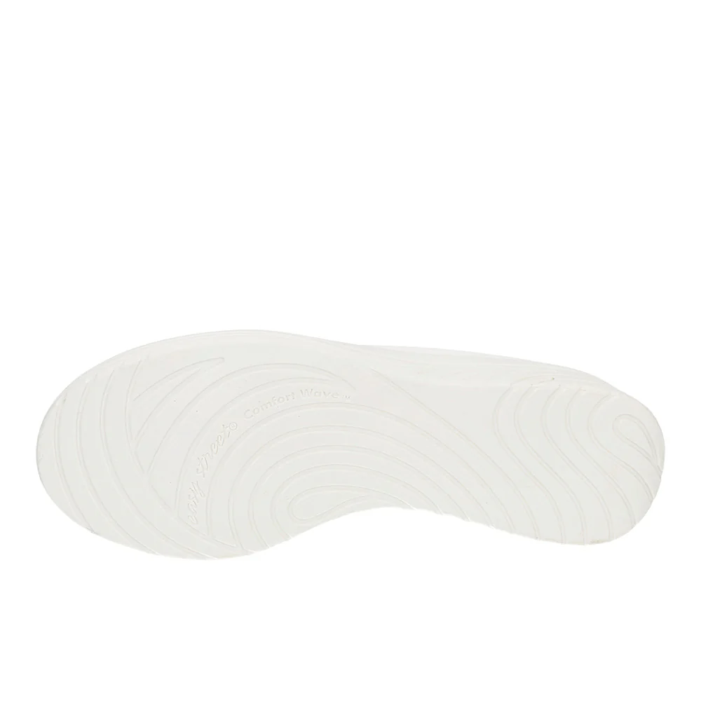 Arturn Cut Out Slip On Flats - Image 5