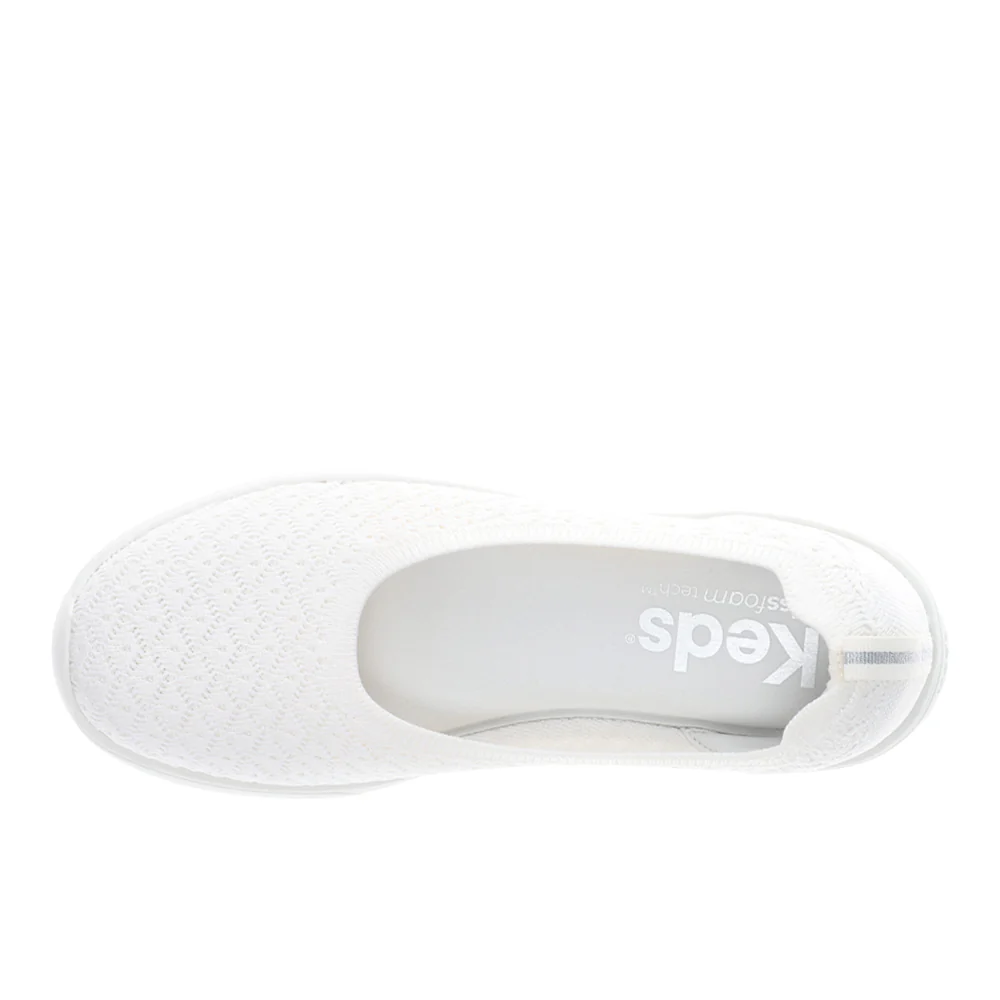 BlissWalk Skimmer Starburst Slip On Flats - Image 4