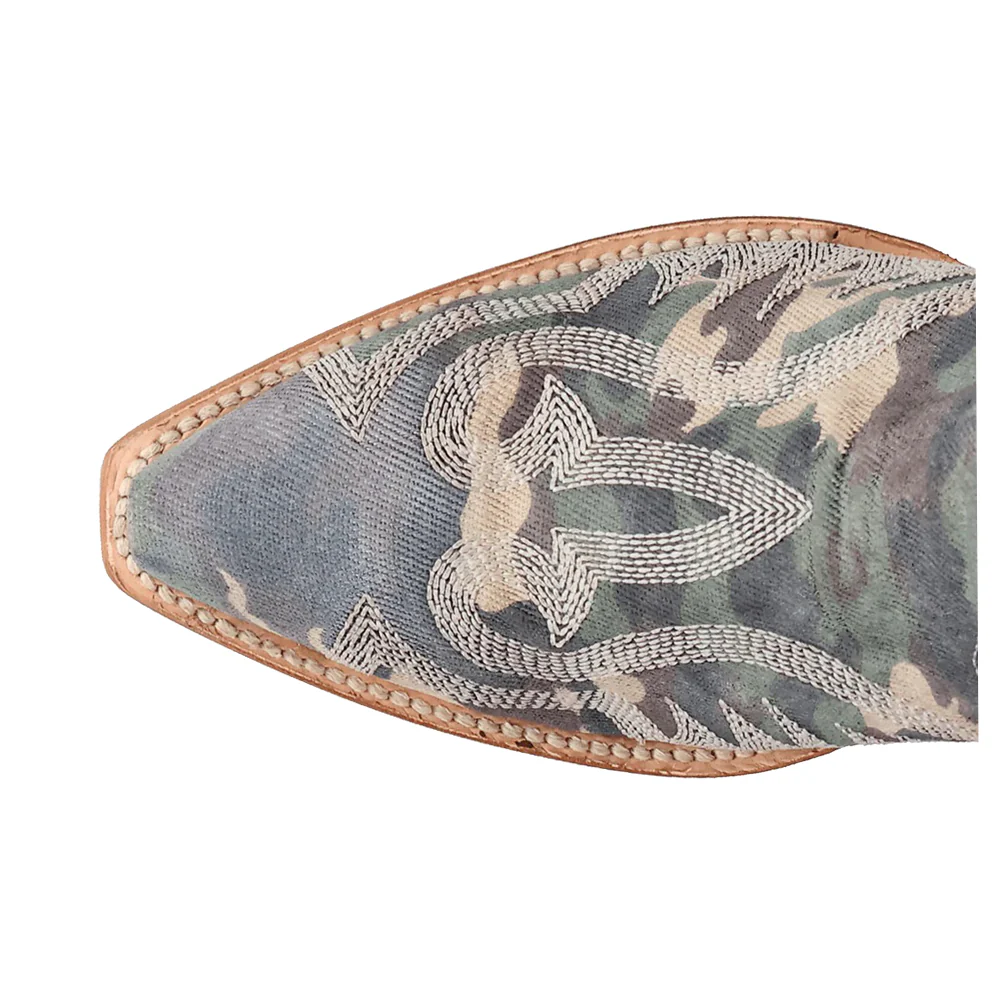 Camo Darlin' Pointed Toe Zippered Cowboy Boots - Image 4