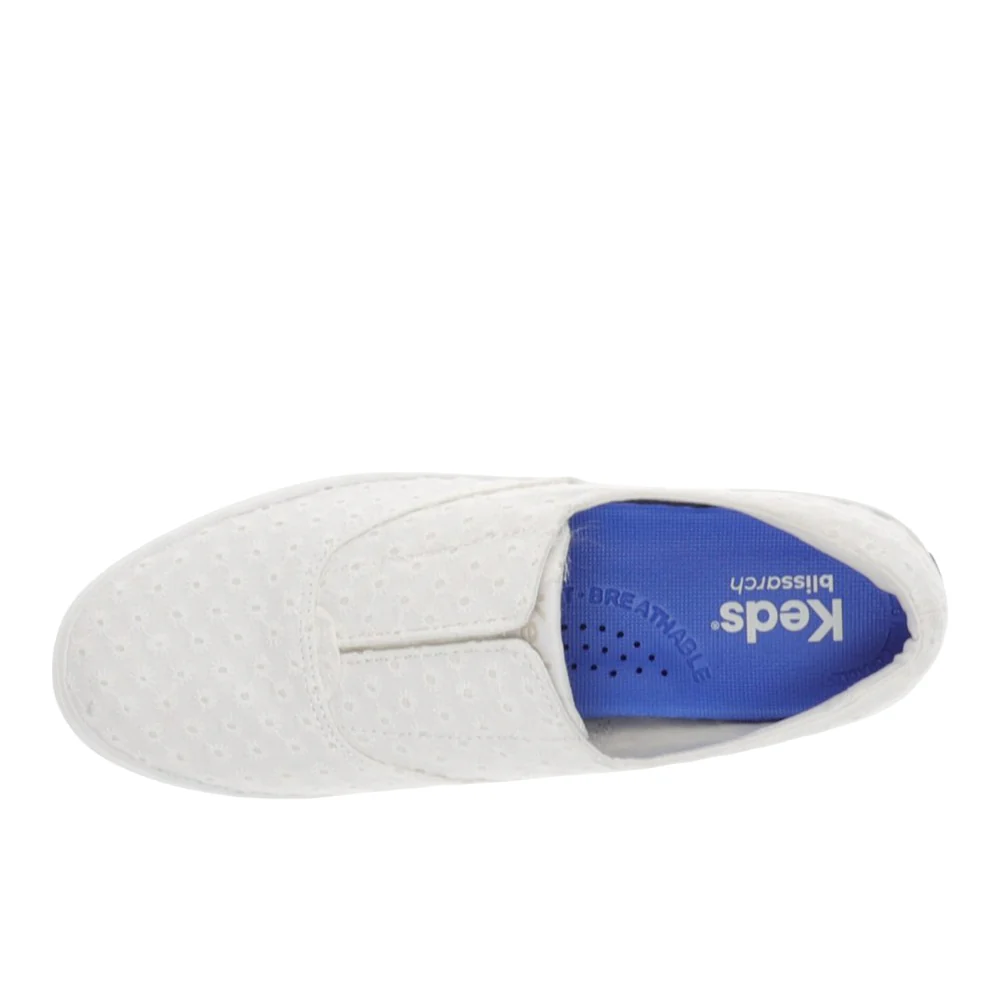 Champion Slip Daisy Eyelet Slip On Sneakers - Image 4