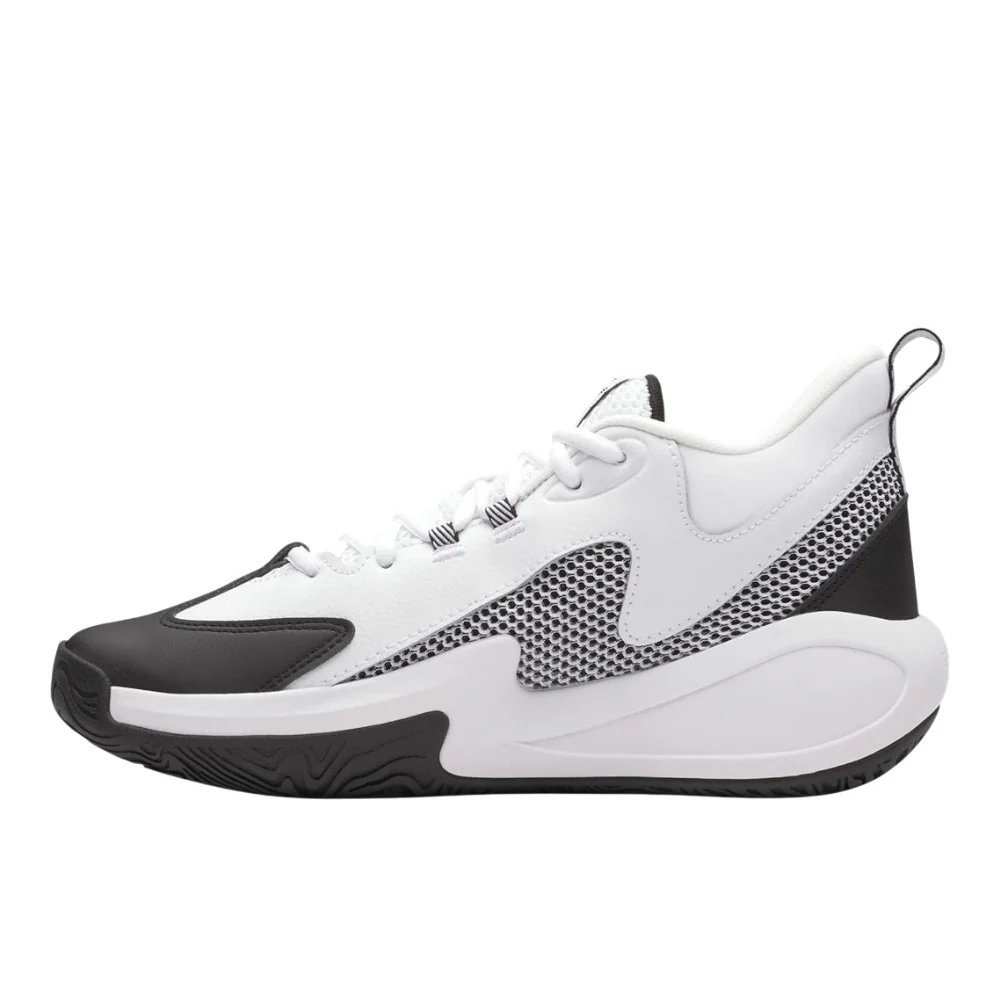 Curry 3Z 25 Lace Up Basketball Shoes - Image 3