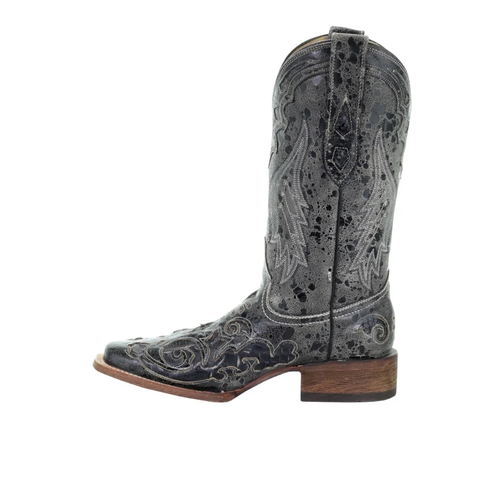 Distressed Embroidered Snake Square Toe Pull On Cowboy Boots - Image 4