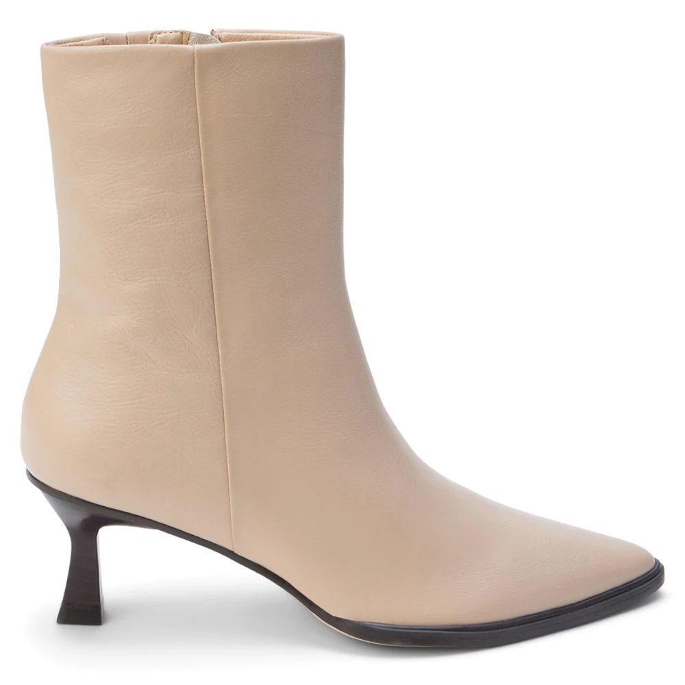 Gabbie Pointed Toe Zippered Booties