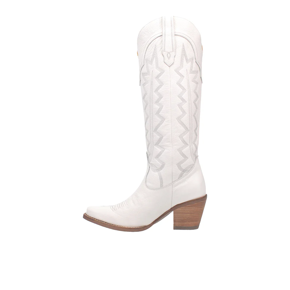 High Cotton Embroidered Snip Toe Pull On Cowboy Boots - Image 3