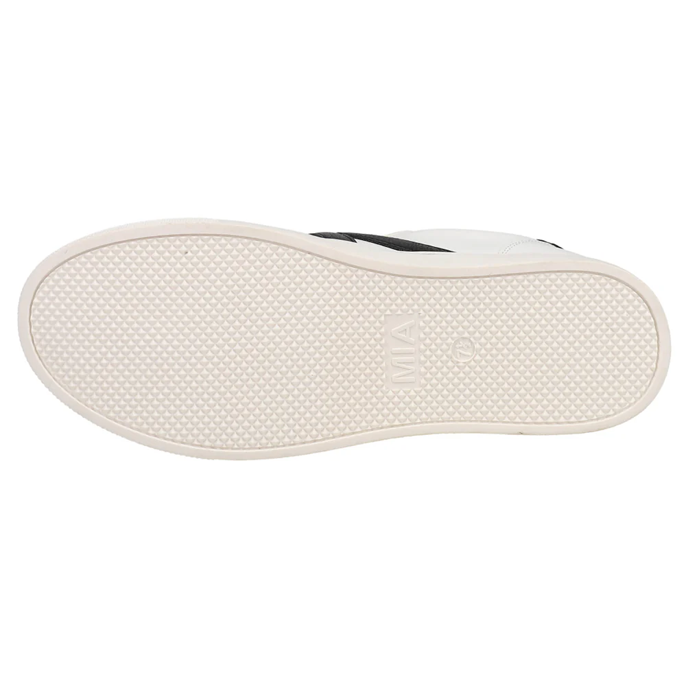 Krew Perforated Lace Up Sneakers - Image 5