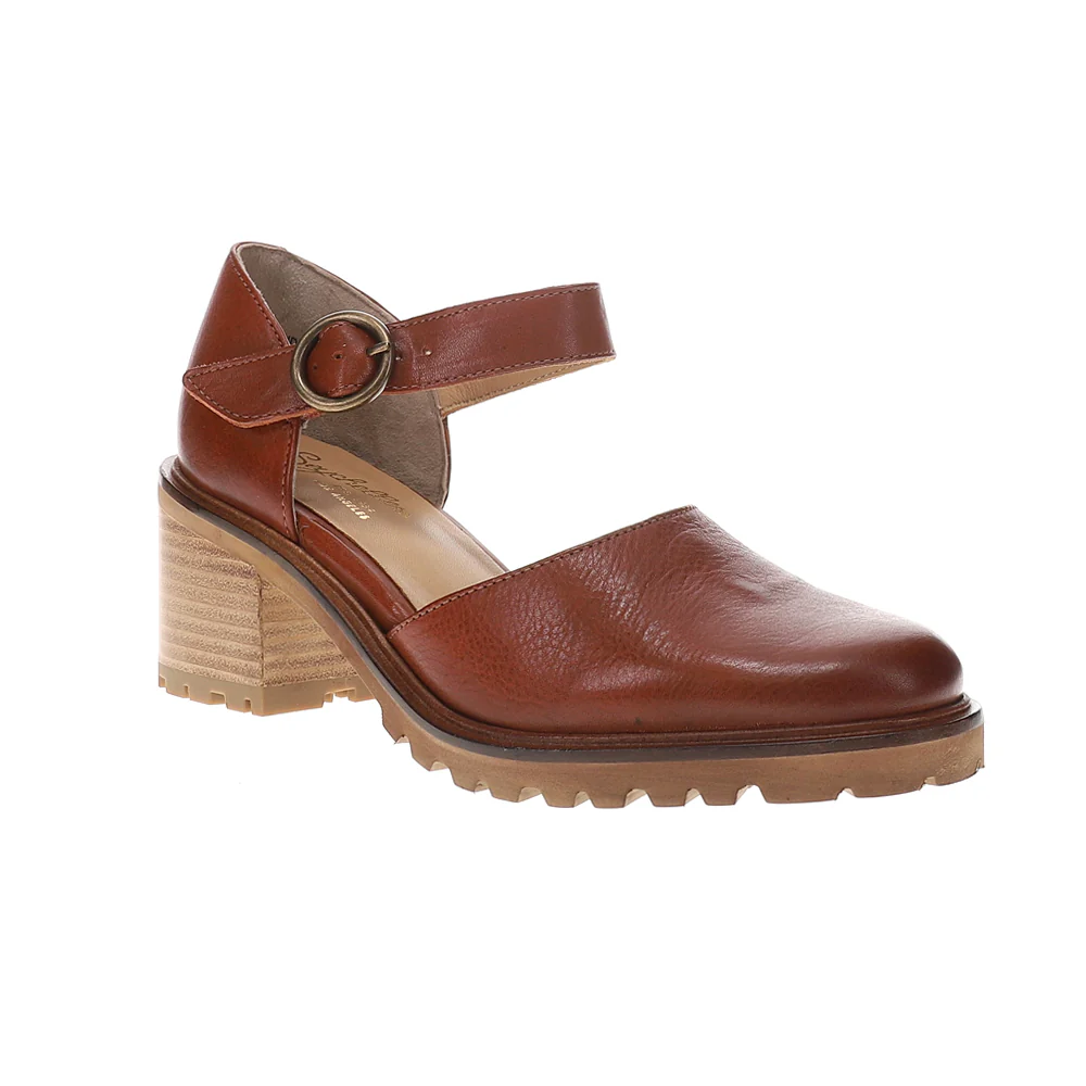 Lock and Key Round Toe Mary Jane Block Heel Pumps - Image 2