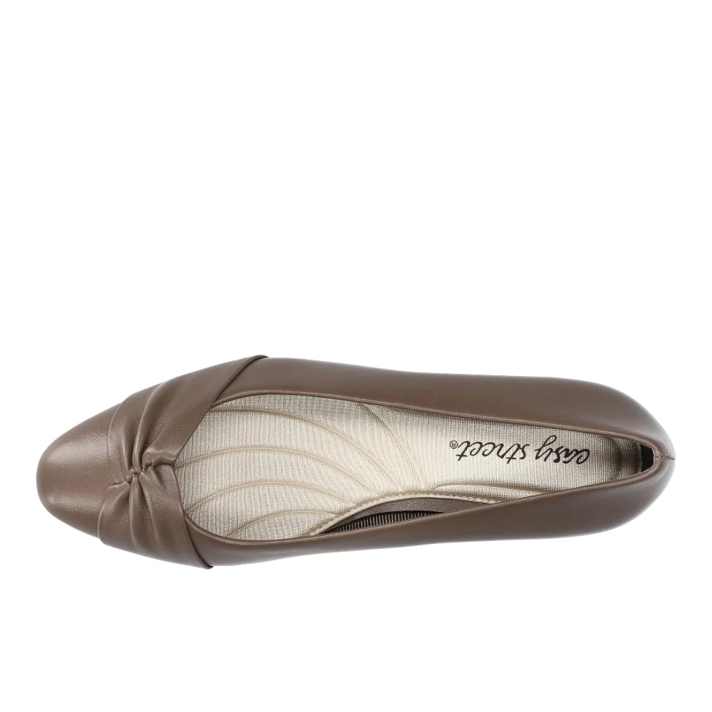 Lyanna Pleated Block Heel Pumps - Image 4