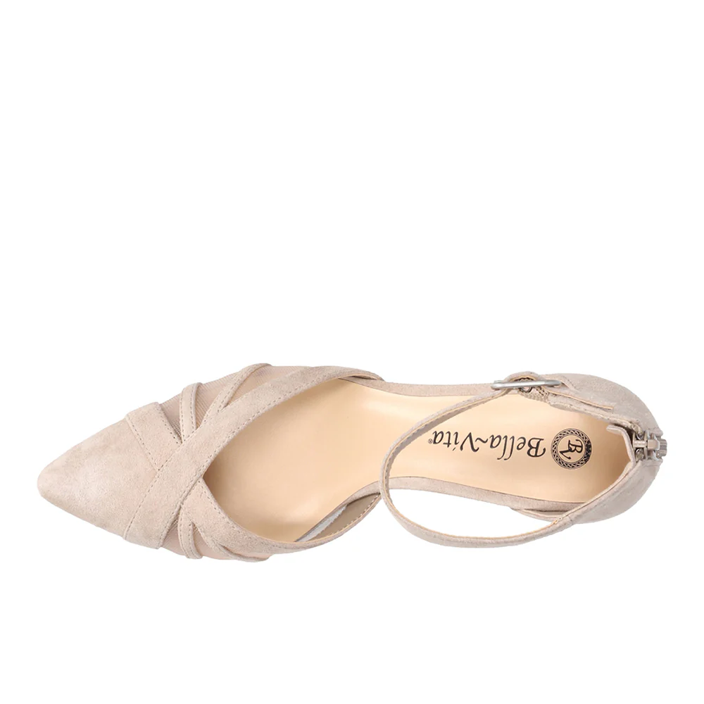 Malani Pointed Toe Kitten Heel Pumps - Image 4