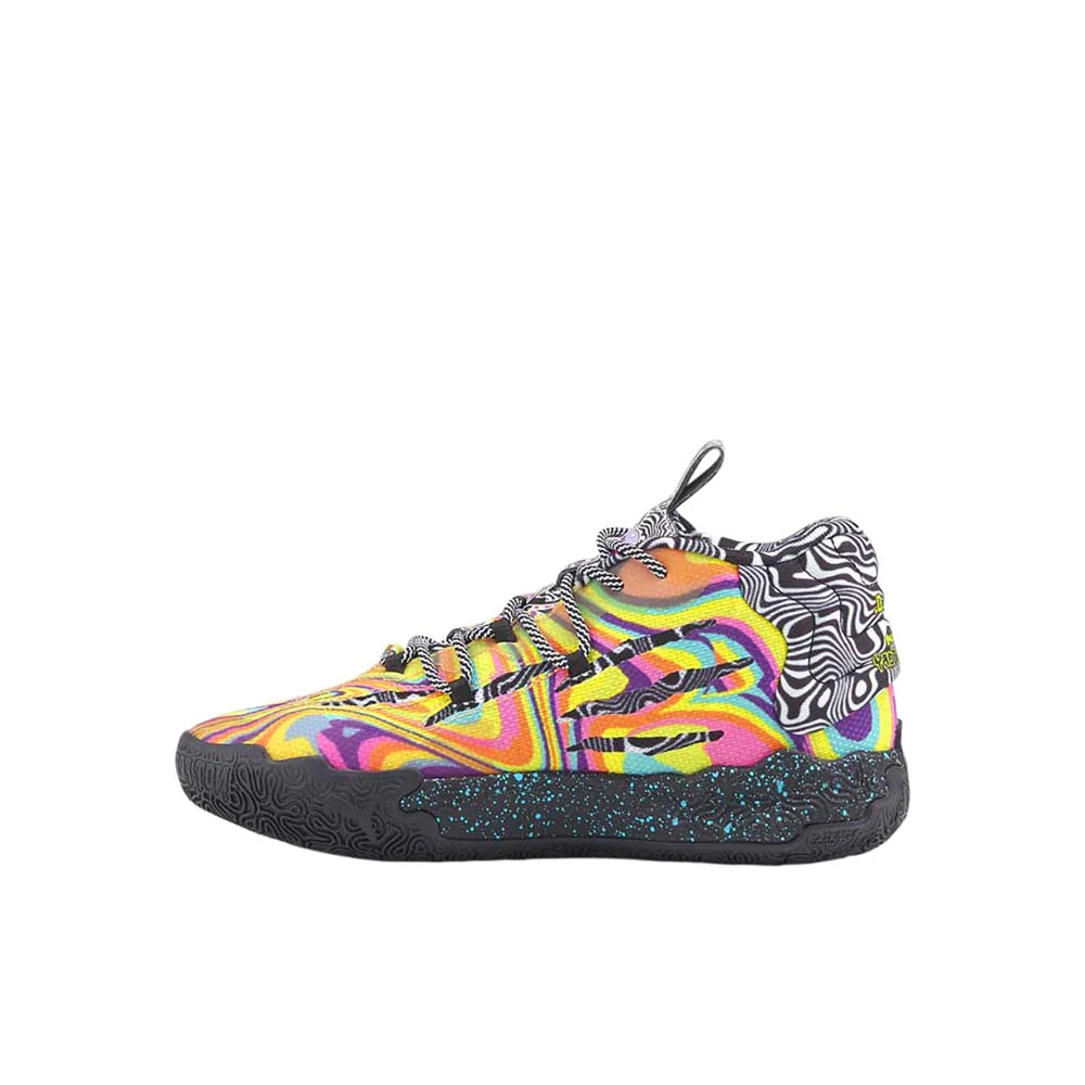 MB.03 Dexter's Lab Basketball Shoes (Big Kid) - Image 3