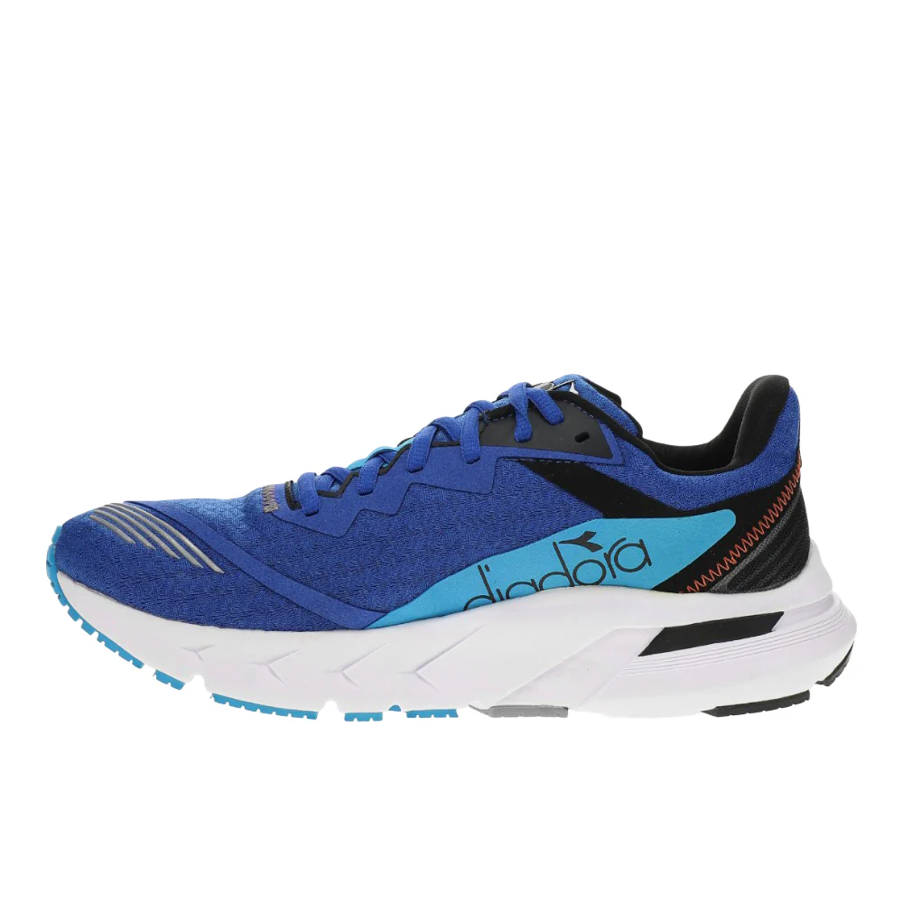 Mythos Blushield Volo 2 Running Shoes - Image 3