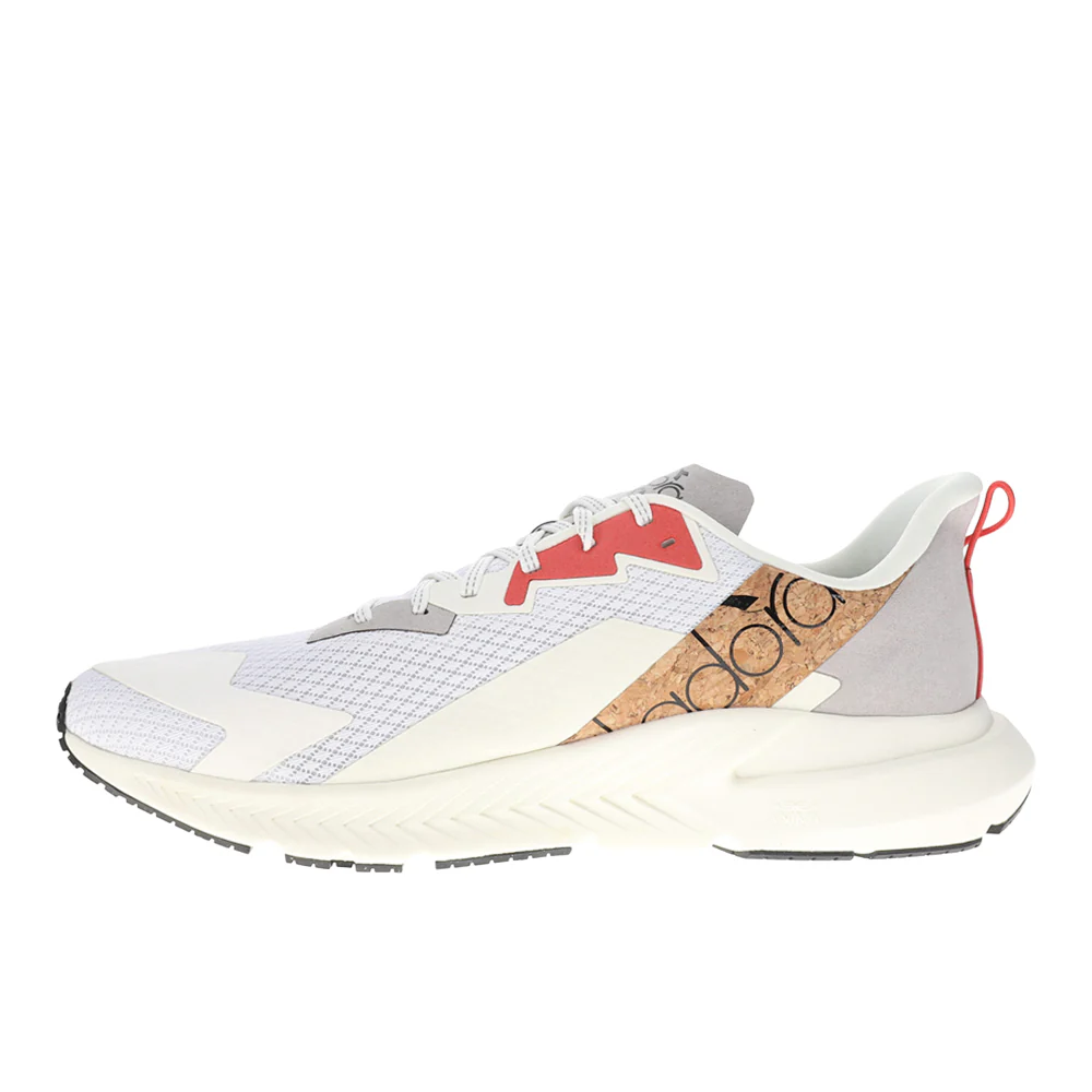 Mythos Blushield Volo 4 2030 Running Shoes - Image 3