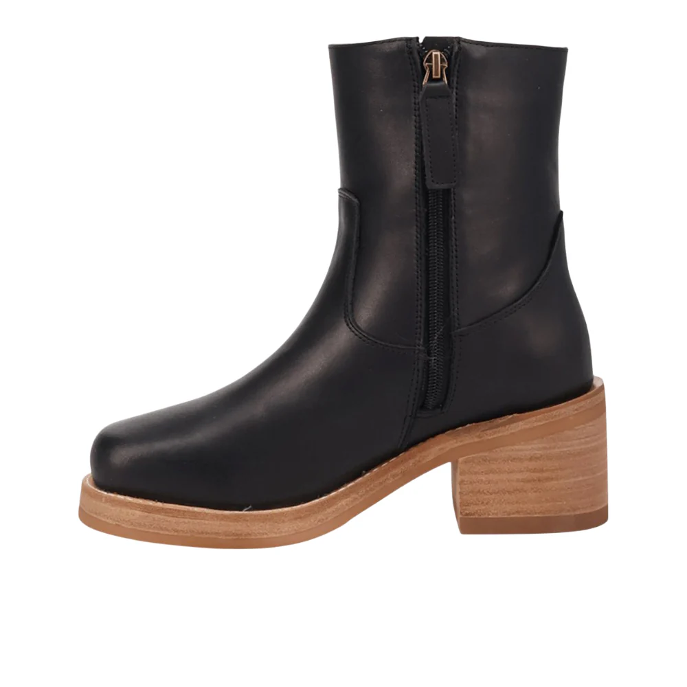 Roxy Round Toe Zippered Boots - Image 3
