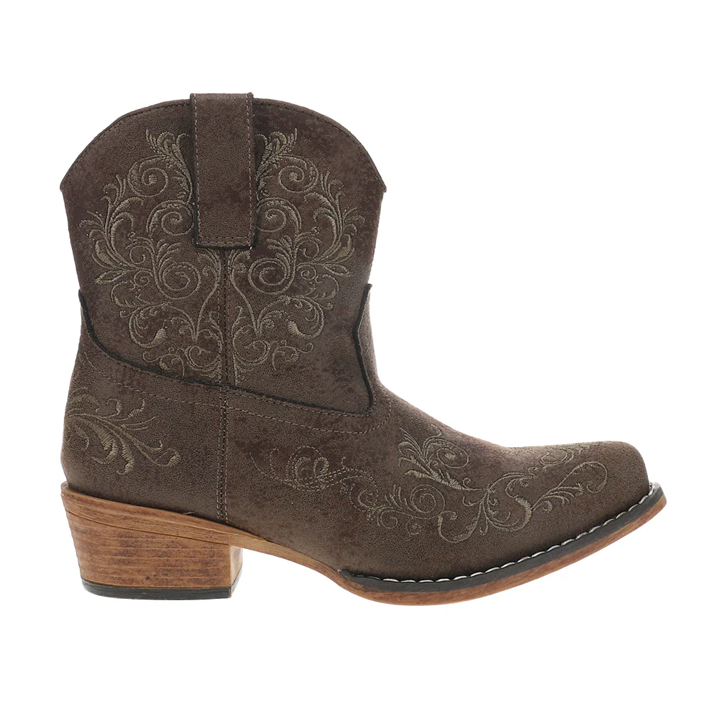 Sashay Snip Toe Zippered Cowboy Booties