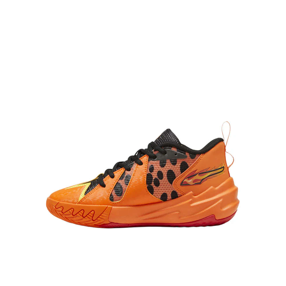 Scoot Zeros Cheeto Basketball Shoes (Big Kid) - Image 3