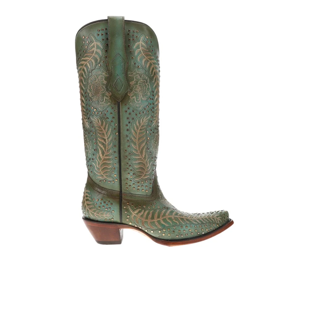 Studded Embroidered Snip Toe Pull On Cowboy Boots