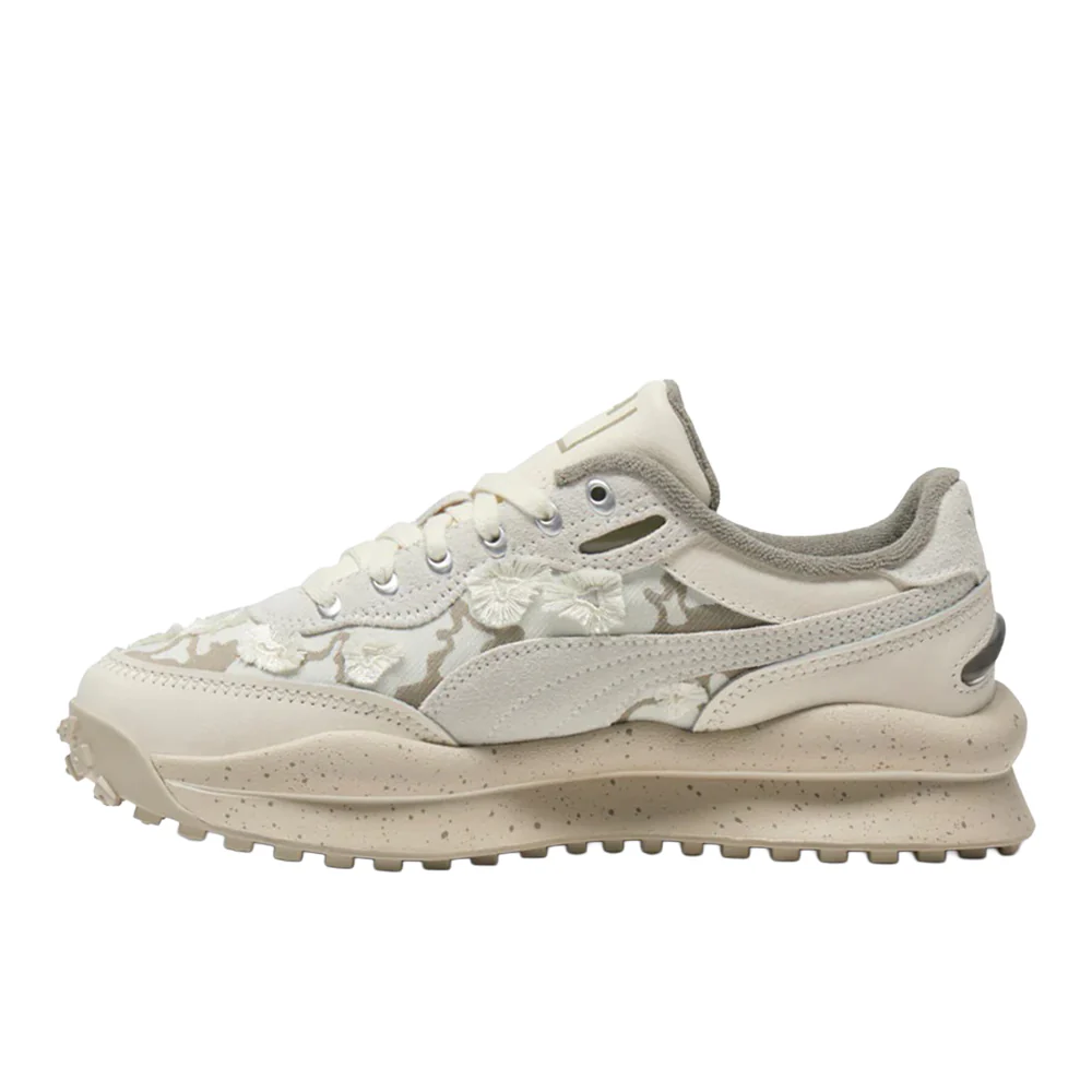 Style Rider Trim Floral Lace Up Sneakers - Image 3