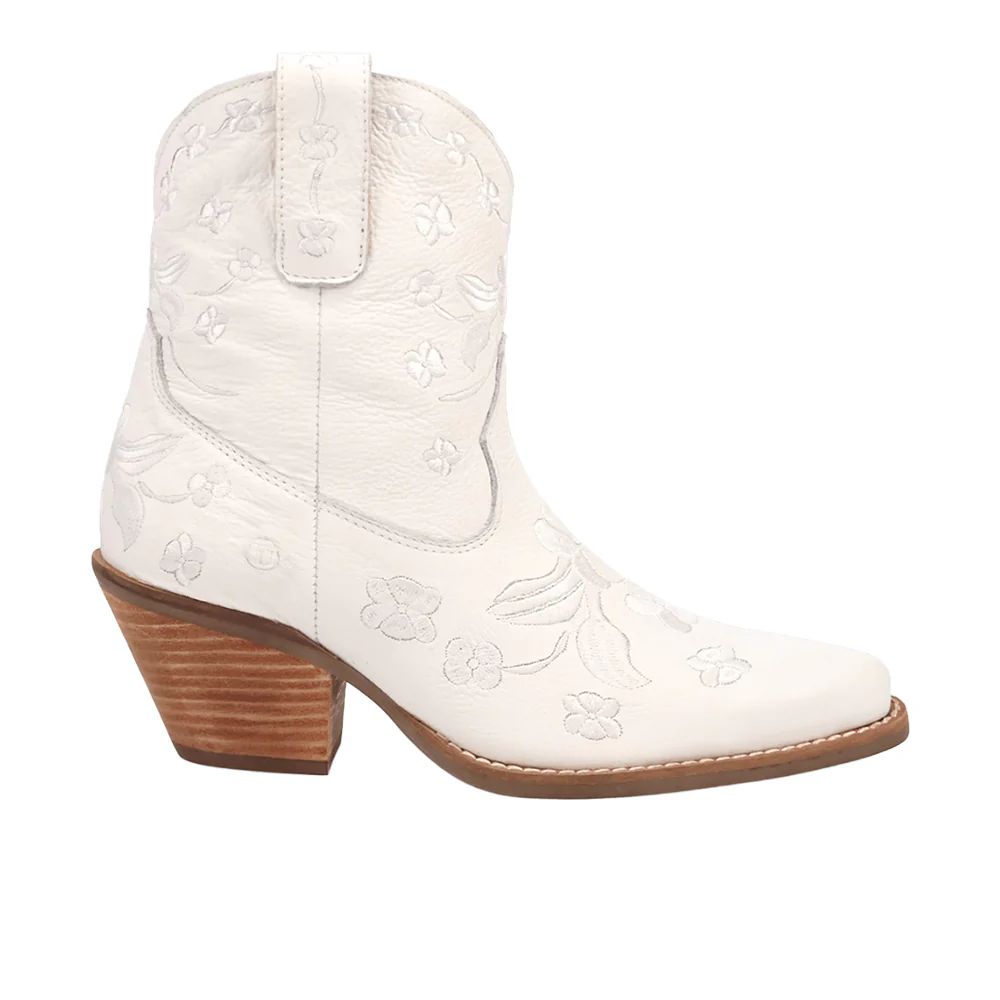 Sweetheart Floral Embroidered Snip Toe Pull On Cowboy Booties