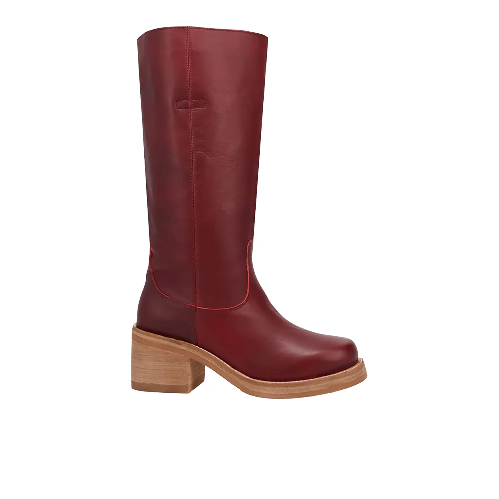 Vagabond Round Toe Pull On Boots