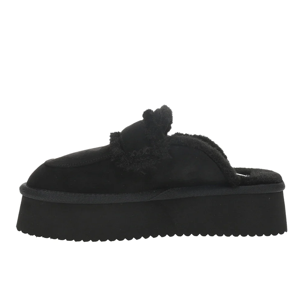 Veg Out Slippers - Image 3