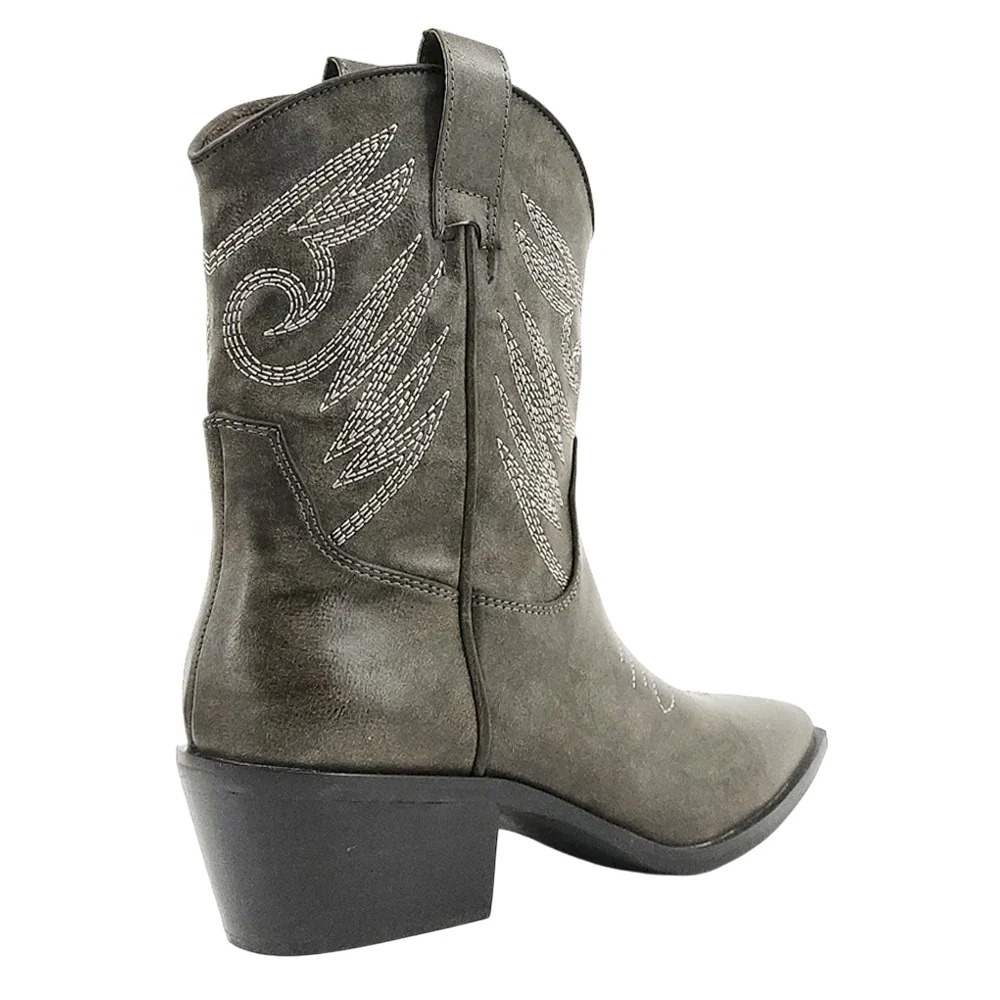 Zahara Embroidered Pointed Toe Cowboy Boots - Image 3